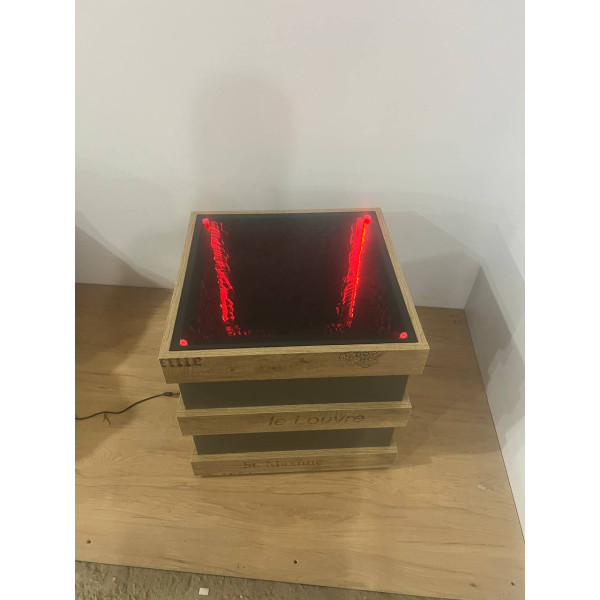 Журнальний стіл “Везувій” з LED-підсвічуванням (54×54×51, Дуб сонома/Антрацит) Від мережі